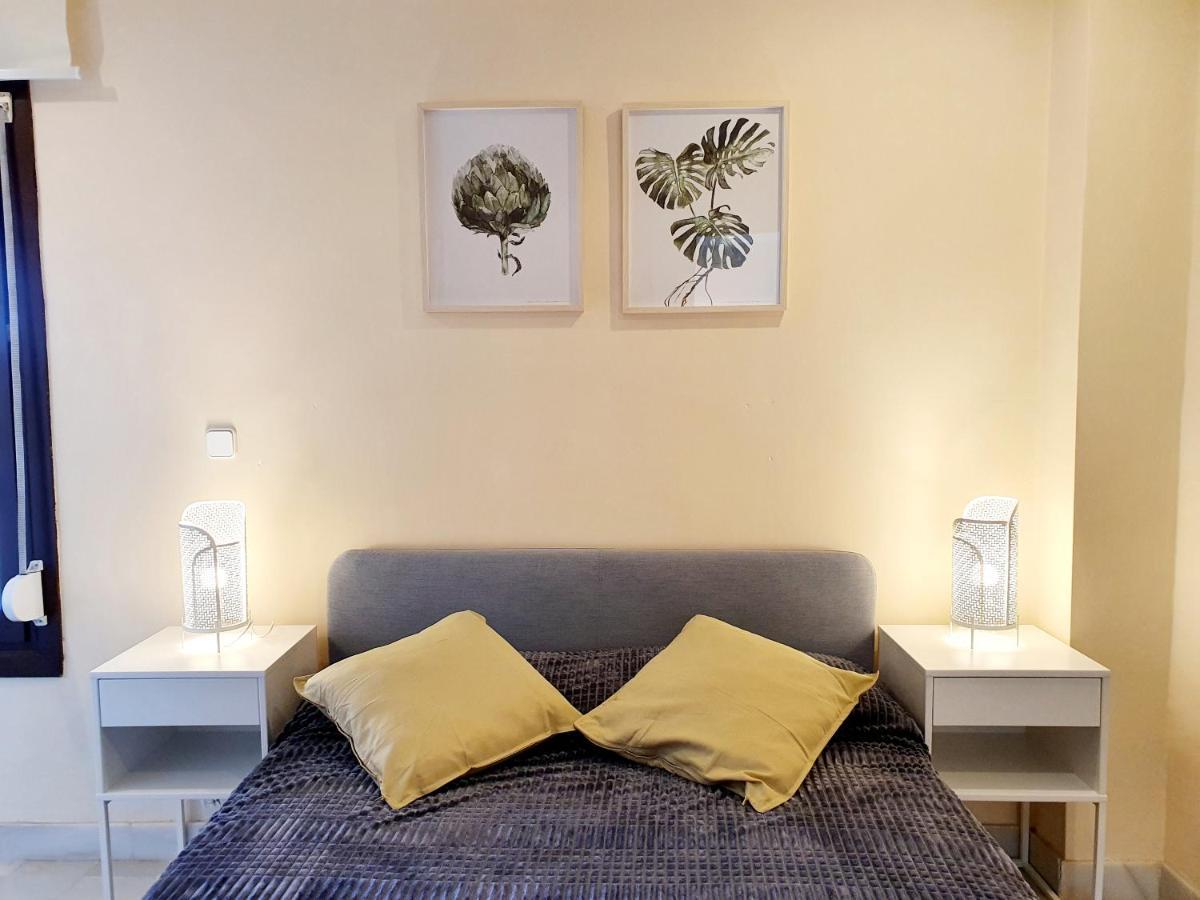Cozy Apartment On The Beach Sitio de Calahonda Luaran gambar