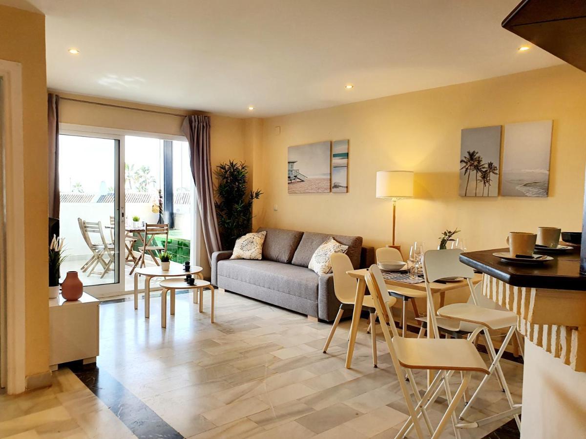 Cozy Apartment On The Beach Sitio de Calahonda Luaran gambar