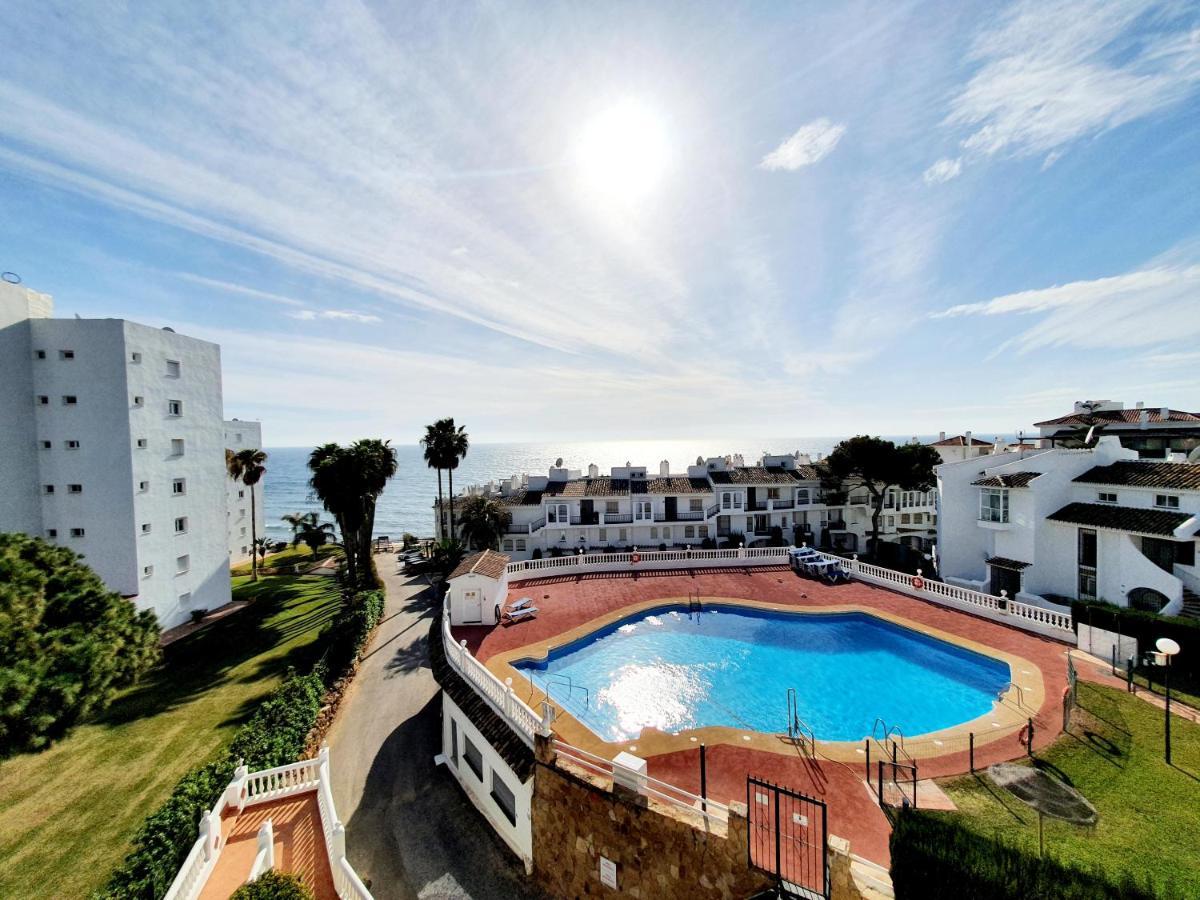Cozy Apartment On The Beach Sitio de Calahonda Luaran gambar