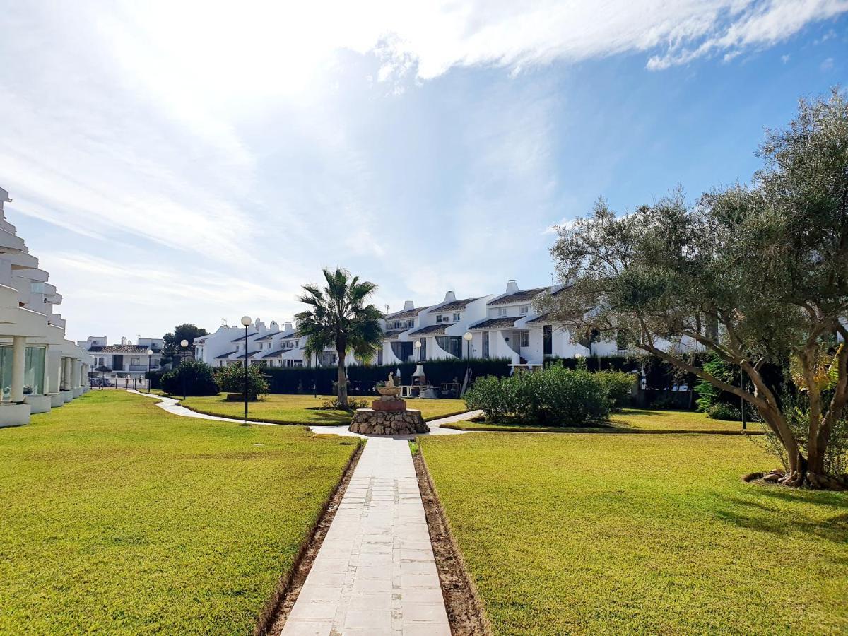 Cozy Apartment On The Beach Sitio de Calahonda Luaran gambar
