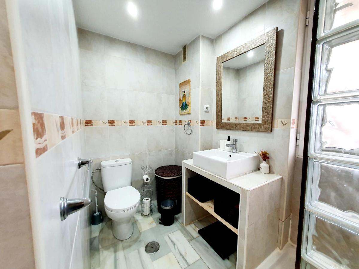 Cozy Apartment On The Beach Sitio de Calahonda Luaran gambar