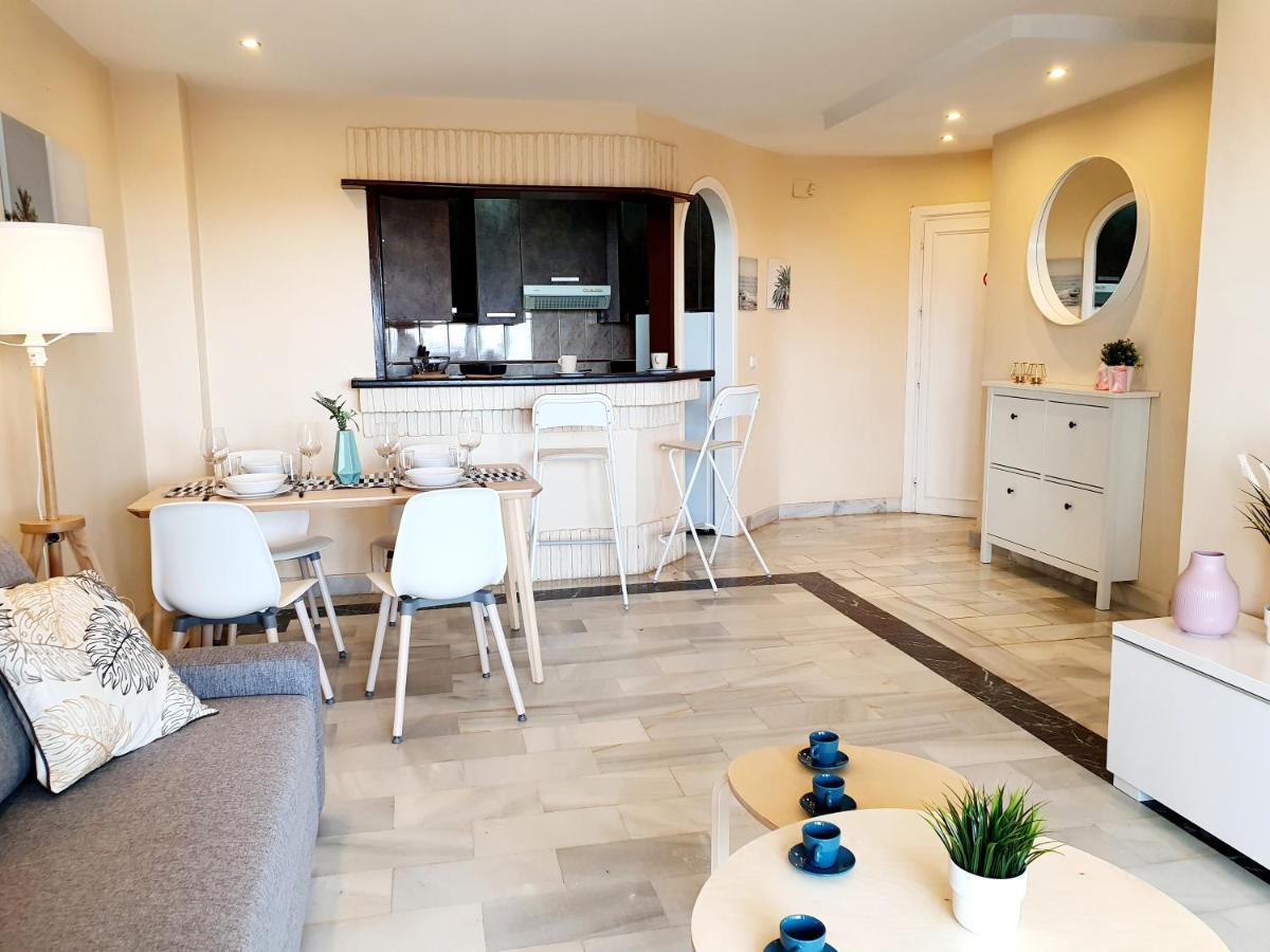 Cozy Apartment On The Beach Sitio de Calahonda Luaran gambar