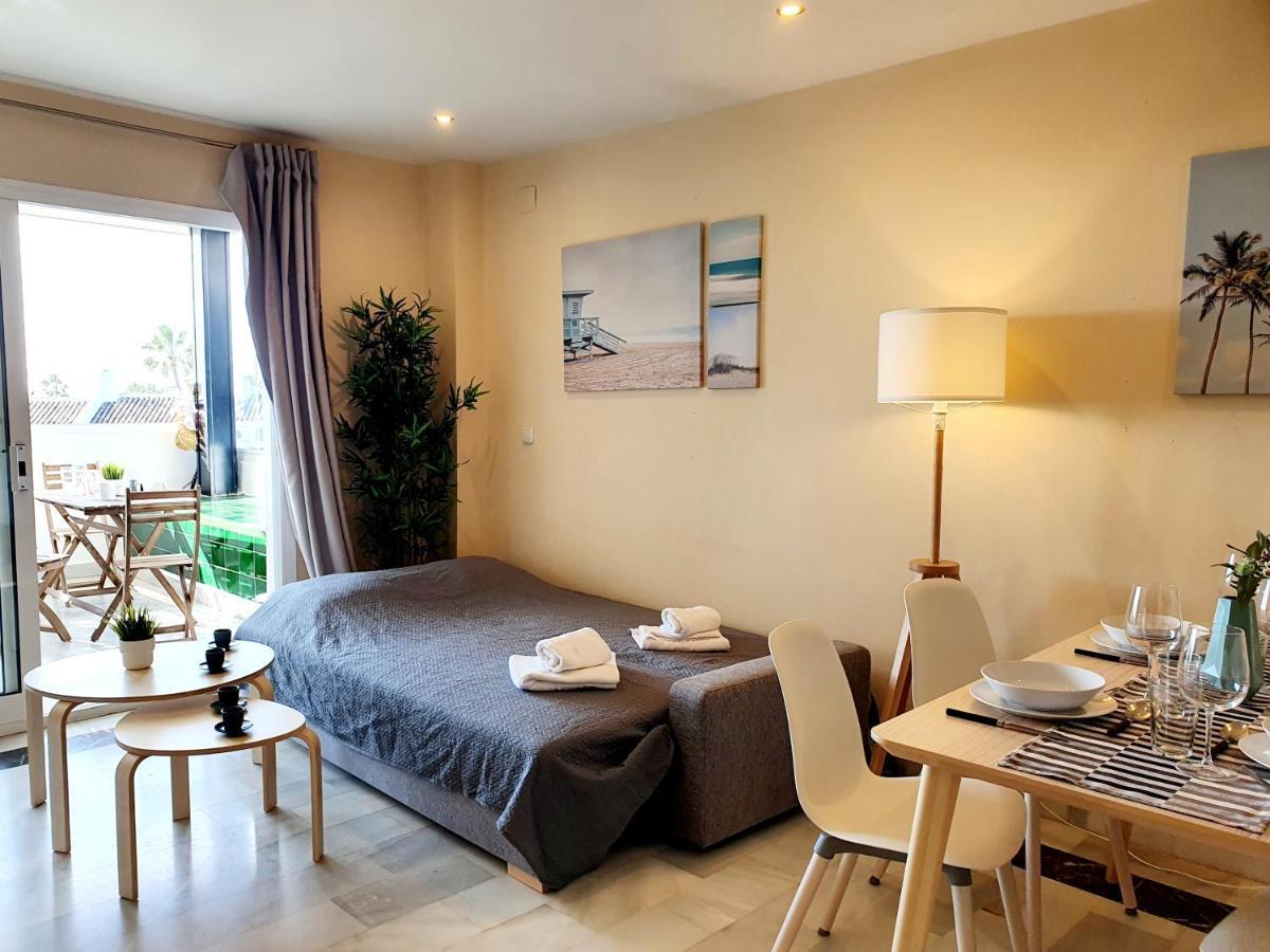 Cozy Apartment On The Beach Sitio de Calahonda Luaran gambar