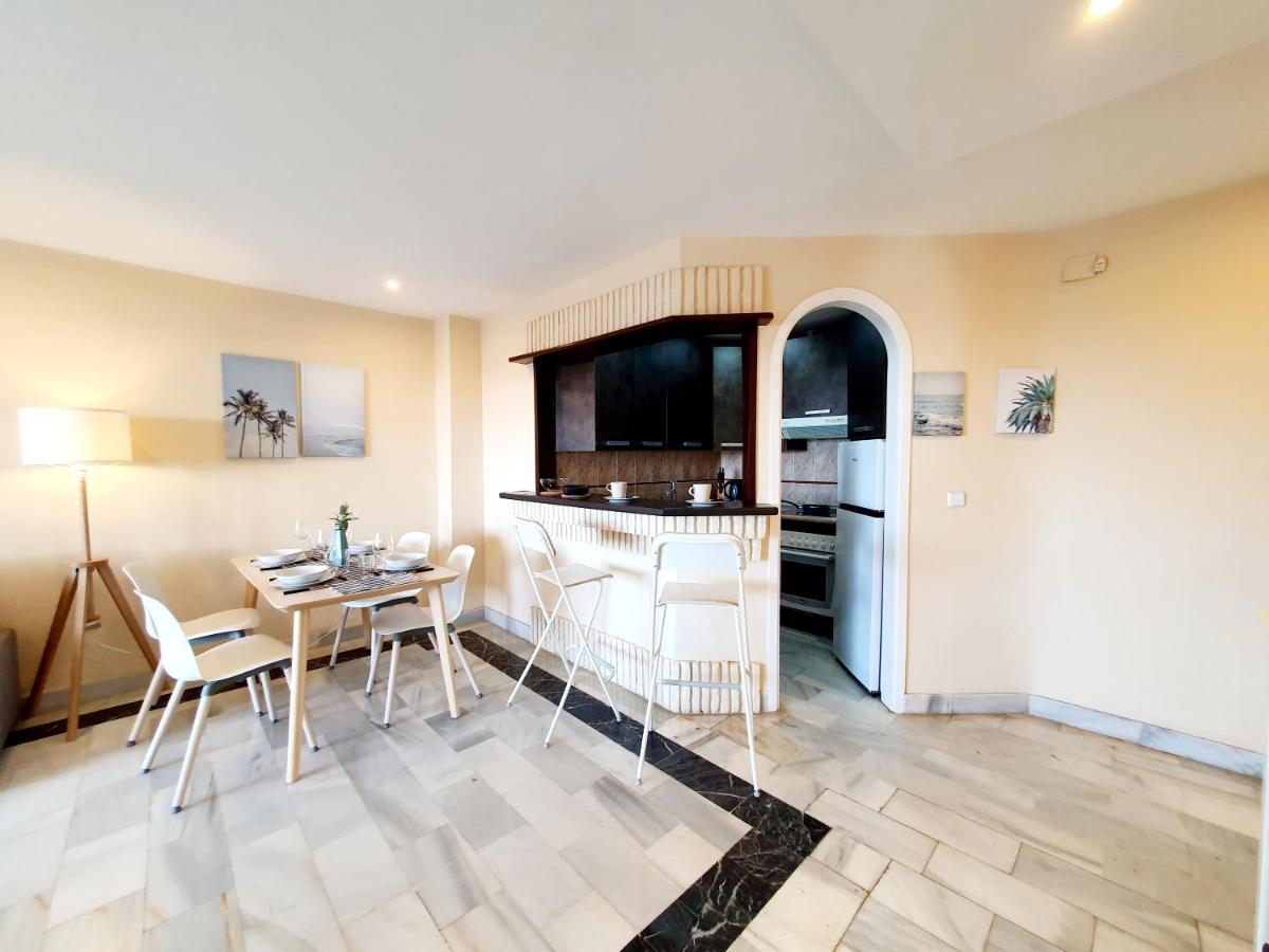 Cozy Apartment On The Beach Sitio de Calahonda Luaran gambar