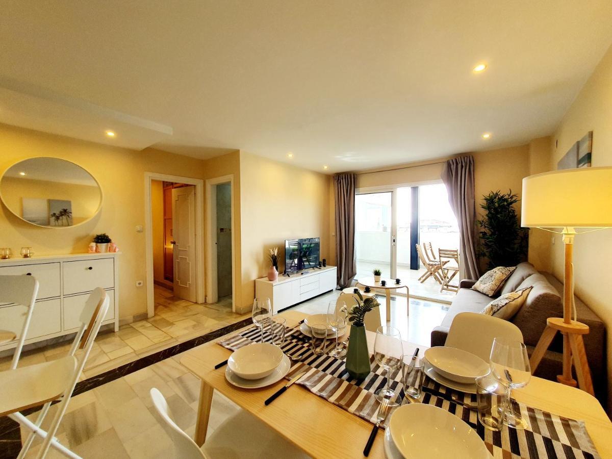 Cozy Apartment On The Beach Sitio de Calahonda Luaran gambar