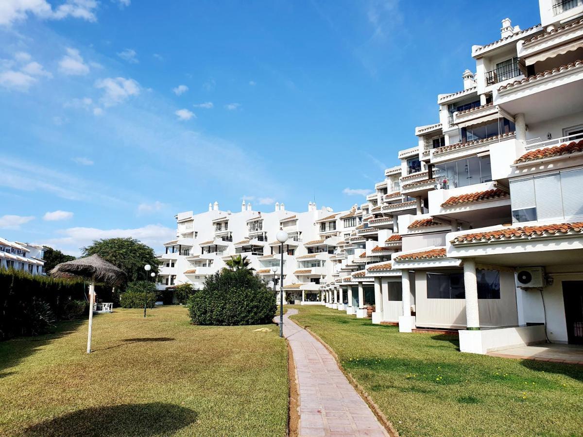 Cozy Apartment On The Beach Sitio de Calahonda Luaran gambar