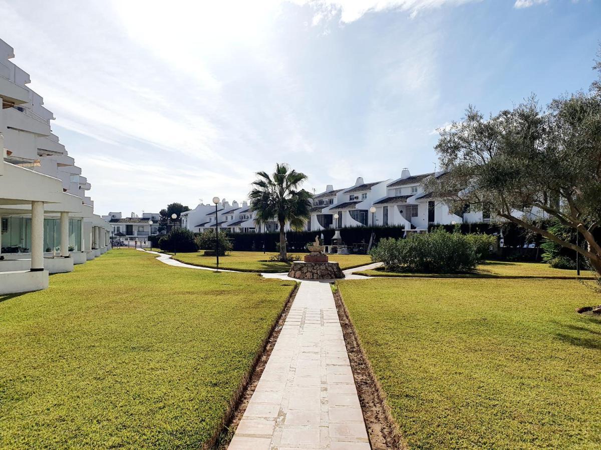 Cozy Apartment On The Beach Sitio de Calahonda Luaran gambar